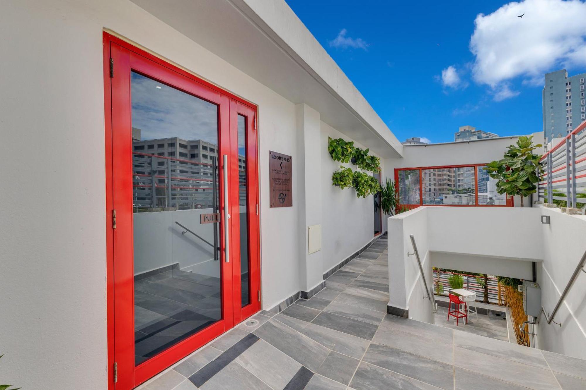 Inn Red Door